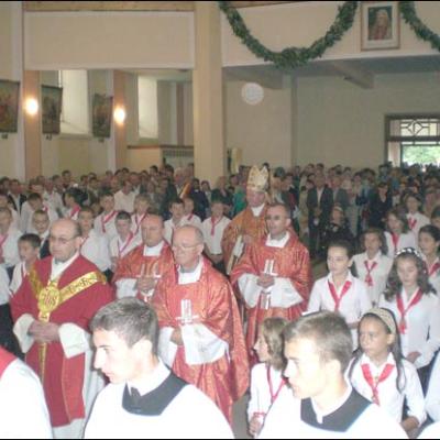 8 septembrie 2007: Răducăneni: Conferirea sacramentului sfântului Mir
