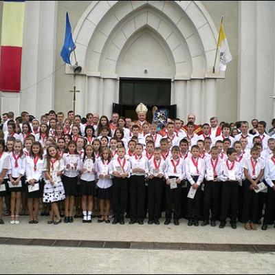 8 septembrie 2007: Răducăneni: Conferirea sacramentului sfântului Mir
