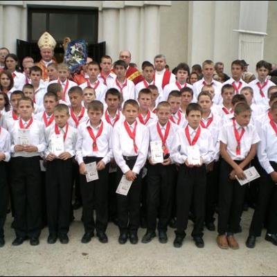 8 septembrie 2007: Răducăneni: Conferirea sacramentului sfântului Mir