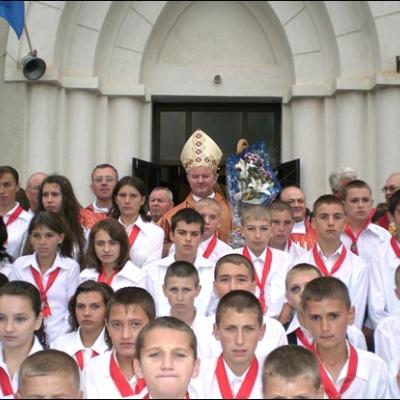 8 septembrie 2007: Răducăneni: Conferirea sacramentului sfântului Mir