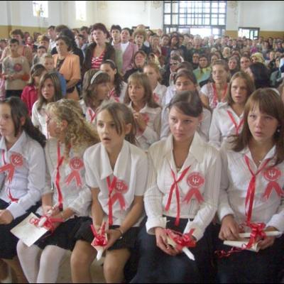 9 septembrie 2007: Administrarea Mirului în Parohia Tărâţa