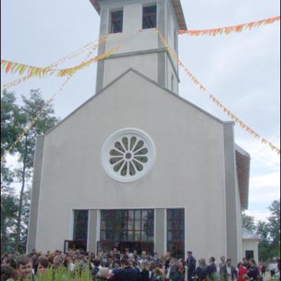 9 septembrie 2007: Administrarea Mirului în Parohia Tărâţa