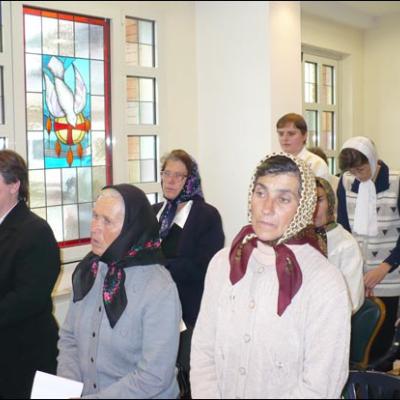 6 octombrie 2007: Iaşi: Întâlnire a terezinelor din România la Casa "Sf. Iosif", cu depunere de voturi (foto: Ovidiu Bişog)