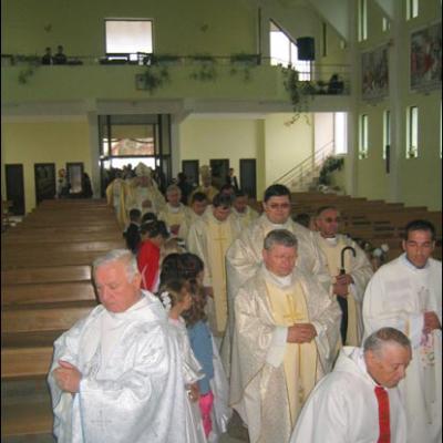6 octombrie 2007: Nicoreşti: Sfinţirea bisericii şi consacrarea altarului