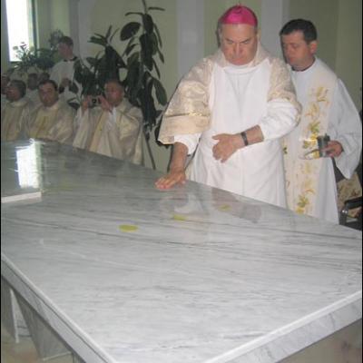 6 octombrie 2007: Nicoreşti: Sfinţirea bisericii şi consacrarea altarului