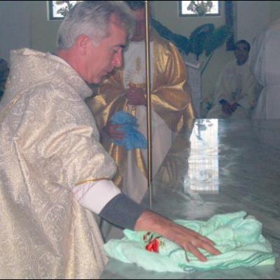 6 octombrie 2007: Nicoreşti: Sfinţirea bisericii şi consacrarea altarului