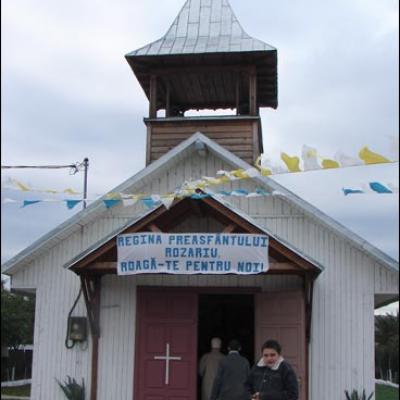 14 octombrie 2007: Iaşi: Celebrarea hramului în noua parohie Dancu
