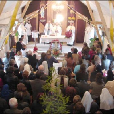 14 octombrie 2007: Iaşi: Celebrarea hramului în noua parohie Dancu