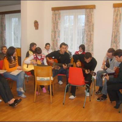 4 februarie 2004: Răducăneni: Zi de reculegere pentru tineri
