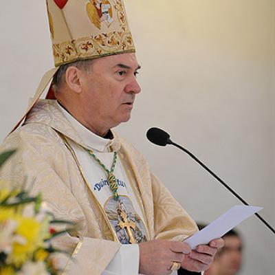 21 februarie 2008: Iaşi: Episcopul Petru Gherghel - trei decenii de păstorire (FOCUS)