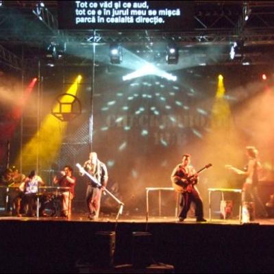 25 martie 2008: Bacău: Gen Rosso: Puternici fără violenţă