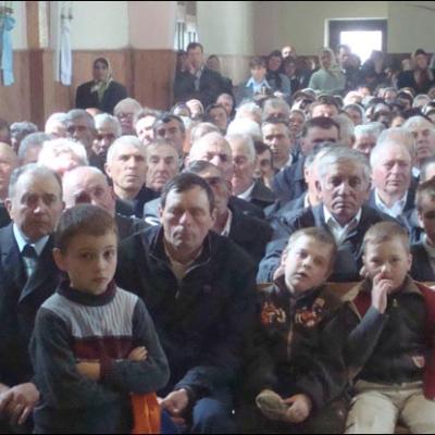 19-20 aprilie 2008: Vizită pastorală în Parohia Valea Seacă şi filiala Lărguţa