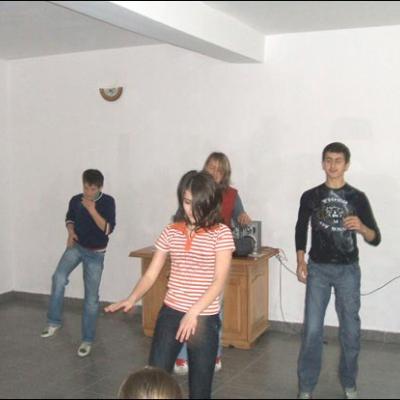 3 mai 2008: Tămăşeni: Schimb de experienţă între copiii ACC