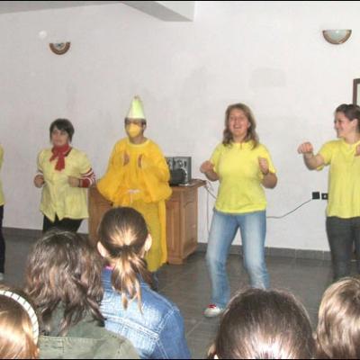3 mai 2008: Tămăşeni: Schimb de experienţă între copiii ACC