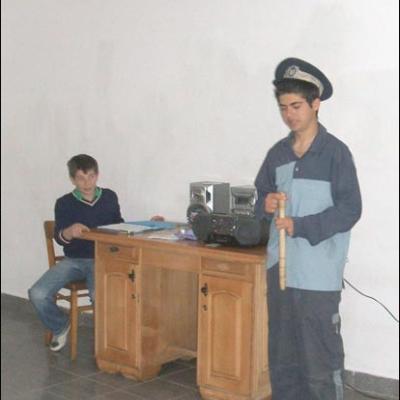 3 mai 2008: Tămăşeni: Schimb de experienţă între copiii ACC