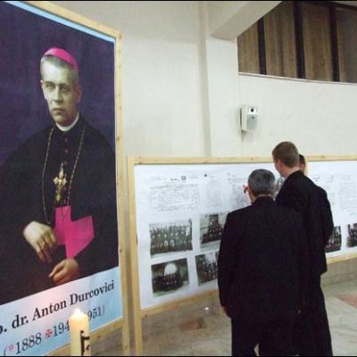 16 mai 2008: Iaşi: Simpozion dedicat împlinirii a 120 de ani de la naşterea ep. Anton Durcovici
