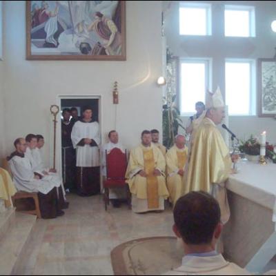 19 mai 2008: Roman ("Fericitul Ieremia"): Vizita patronului bisericii şi Litughie de hram