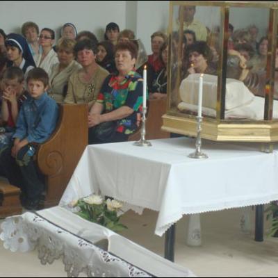 21 mai 2008: Tomeşti: Vizita patronului bisericii şi Litughie de hram