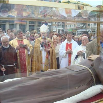 22 mai 2008: Suceava: Moaştele fericitului Ieremia