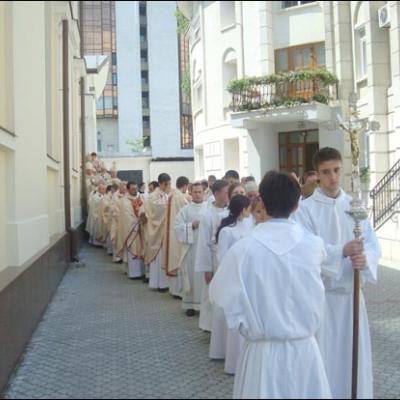 24 mai 2008: Chişinau: Consacrarea altarului catedralei "Providenţa Divină"