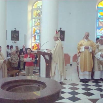 24 mai 2008: Chişinau: Consacrarea altarului catedralei "Providenţa Divină"