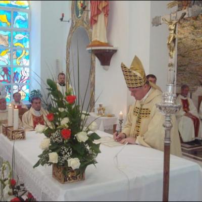 24 mai 2008: Chişinau: Consacrarea altarului catedralei "Providenţa Divină"