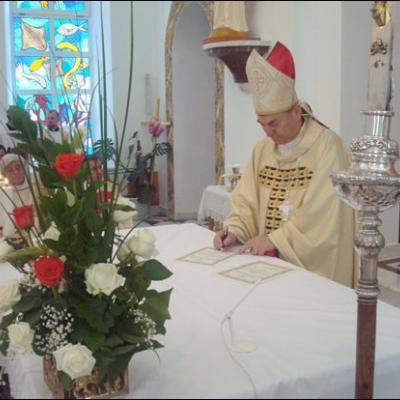 24 mai 2008: Chişinau: Consacrarea altarului catedralei "Providenţa Divină"