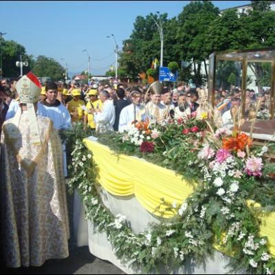 31 mai 2008: Oneşti: Fericitul Ieremia a ajuns în sanctuarul care i-a fost dedicat