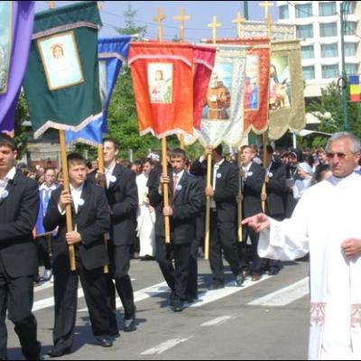 31 mai 2008: Oneşti: Fericitul Ieremia a ajuns în sanctuarul care i-a fost dedicat