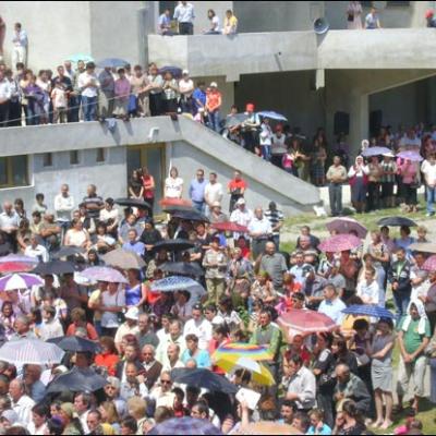 31 mai 2008: Oneşti: Fericitul Ieremia a ajuns în sanctuarul care i-a fost dedicat