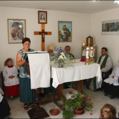 22 iunie 2008: Vizită pastorală în filiala Valea Lupului a Parohiei "Sf. Anton de Padova" din Iaşi (foto: Cristian Lisacovschi)