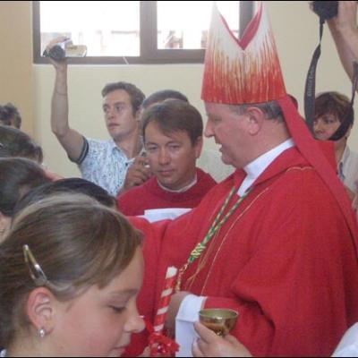 21 iunie 2008: Administrarea Mirului în Parohia Roman "Isus Bunul Păstor"
