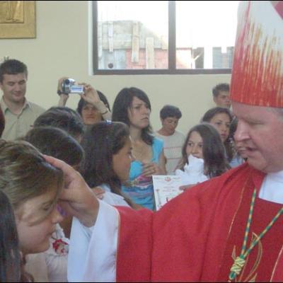 21 iunie 2008: Administrarea Mirului în Parohia Roman "Isus Bunul Păstor"