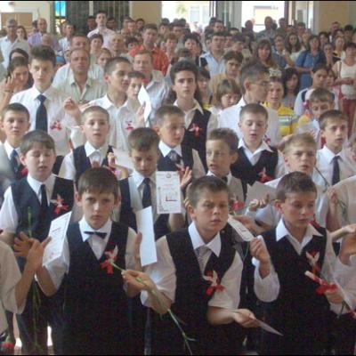 21 iunie 2008: Administrarea Mirului în Parohia Roman "Isus Bunul Păstor"