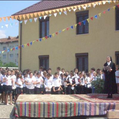 21 iunie 2008: Administrarea Mirului în Parohia Roman "Isus Bunul Păstor"