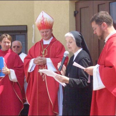 21 iunie 2008: Administrarea Mirului în Parohia Roman "Isus Bunul Păstor"