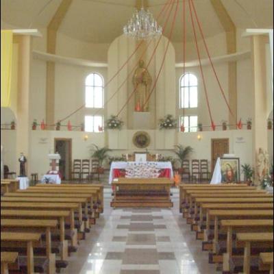 21 iunie 2008: Administrarea Mirului în Parohia Roman "Isus Bunul Păstor"