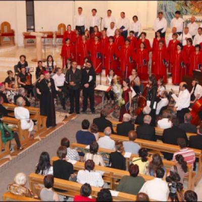 22 iunie 2008: Iaşi: Concert de muzică sacră susţinut de cor şi orchestră (foto: Cristian Lisacovschi)