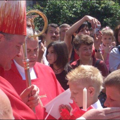 22 iunie 2008: Administrarea Mirului în Parohia Roman "Sf. Tereza a Pruncului Isus"