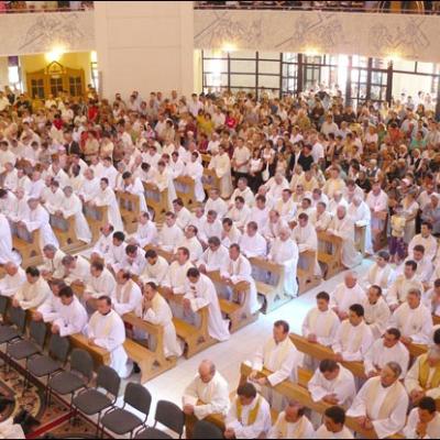 24 iunie 2008: Iaşi: Sfinţiri de preoţi