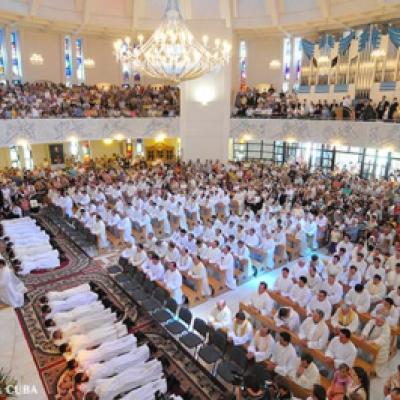 24 iunie 2008: Iaşi: Sfinţiri de preoţi (FOCUS)