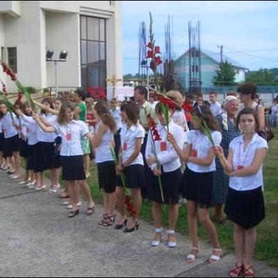 28 iunie 2008: Administrarea Mirului în Parohia Iaşi "Sf. Anton de Padova "