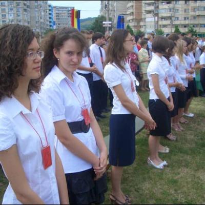 28 iunie 2008: Administrarea Mirului în Parohia Iaşi "Sf. Anton de Padova "