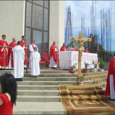 28 iunie 2008: Administrarea Mirului în Parohia Iaşi "Sf. Anton de Padova "