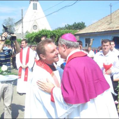 5 iulie 2008: Administrarea Mirului în Parohia Nicolae Bălcescu