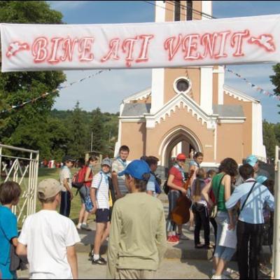 5 iulie 2008: Valea Mare: "A trăi împreună - Bucuria verii" în Acţiunea Catolică a Copiilor