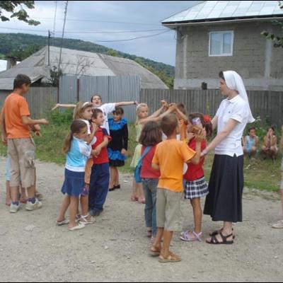 1-6 iulie 2008: Gioseni: Campus pentru copii şi tineri