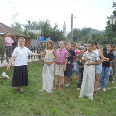 1-6 iulie 2008: Gioseni: Campus pentru copii şi tineri