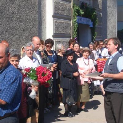 12 iulie 2008: Câmpulung Moldovenesc: Consacrarea altarului şi celebrarea sfântului Mir