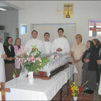 13 iulie 2008: Barticeşti: Rugăciuni pentru răposatul pr. Mihai Lucaci